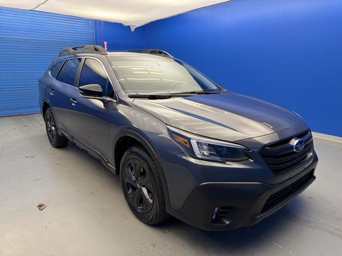 Used 2020 Subaru Outback Onyx Edition XT image 2