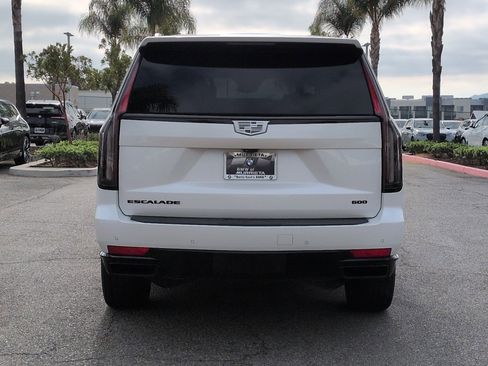 Used 2021 Cadillac Escalade ESV Sport w/ Heavy-Duty Trailer Package image 9