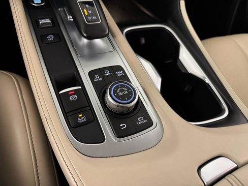 Used 2023 INFINITI QX60 Luxe w/ Performance Audio Package image 29