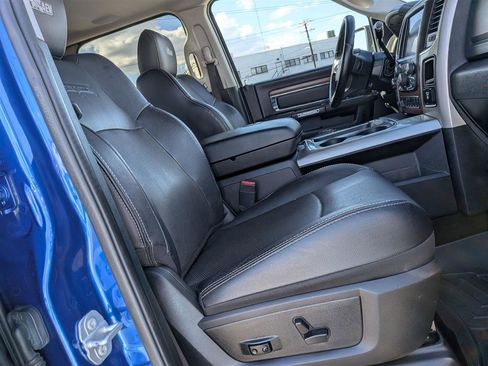 Used 2016 RAM 2500 Laramie w/ Convenience Group image 33