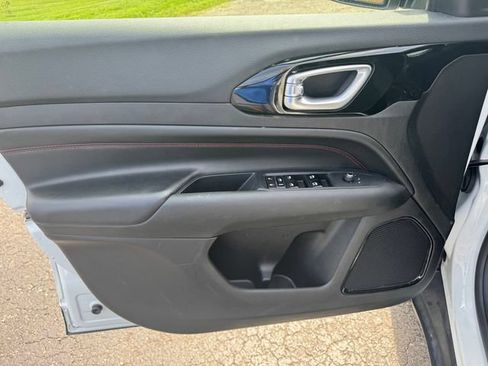 Certified 2025 Jeep Compass Trailhawk AWD/4WD image 20