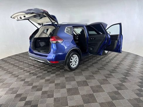 Used 2018 Nissan Rogue SV w/ Sun & Sound Touring Package AWD/4WD image 14