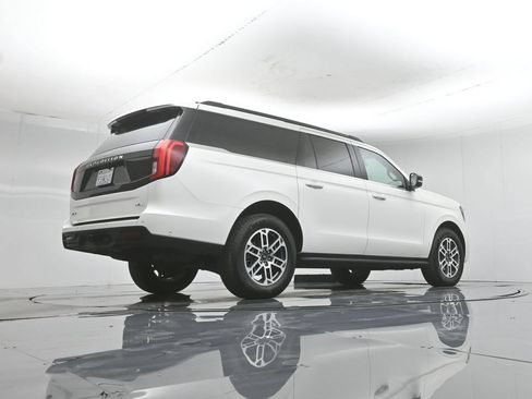 Certified 2025 Ford Expedition Max Active RWD image 50