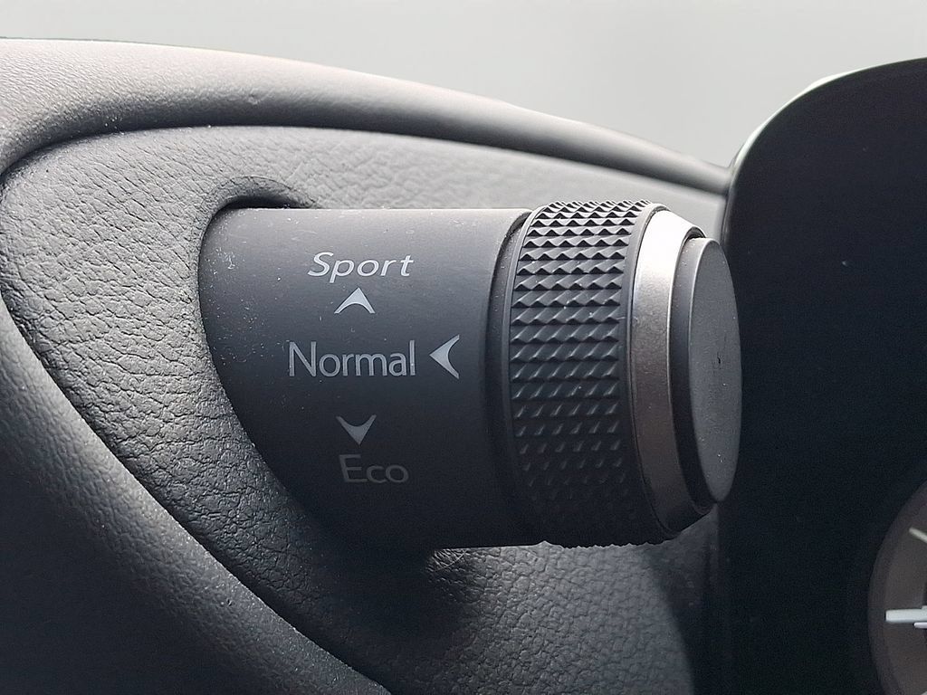 Used 2024 Lexus ES 300h w/ Premium Package FWD image 24