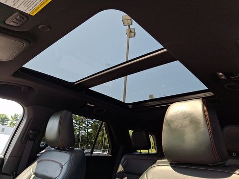 Certified 2023 Ford Explorer Timberline w/ Timberline Technology Package AWD/4WD image 17
