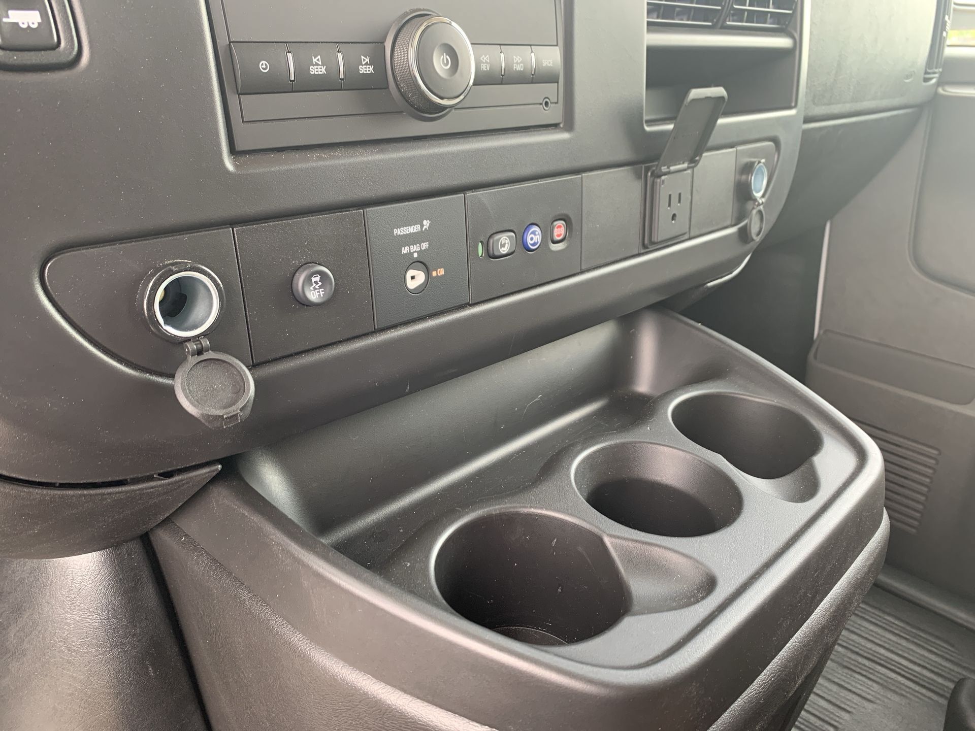 New 2025 GMC Savana 3500 w/ Power Convenience Package RWD image 52