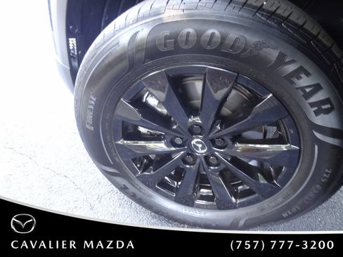 Used 2025 MAZDA CX-50 AWD 2.5 S w/ Cargo Package image 37