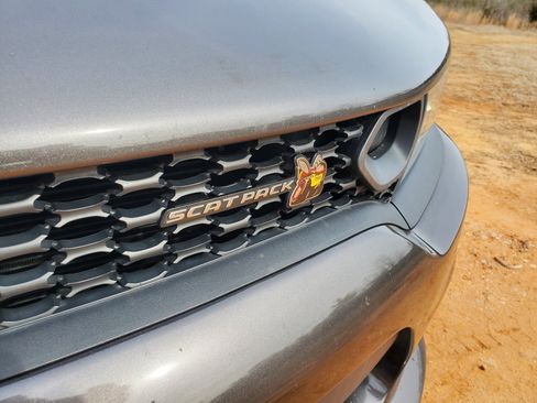 Used 2019 Dodge Charger Scat Pack w/ Plus Group image 2