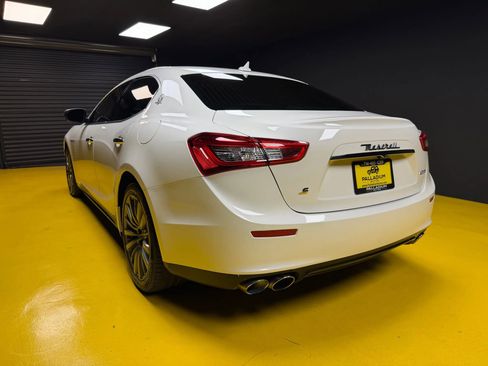 Used 2017 Maserati Ghibli S image 4