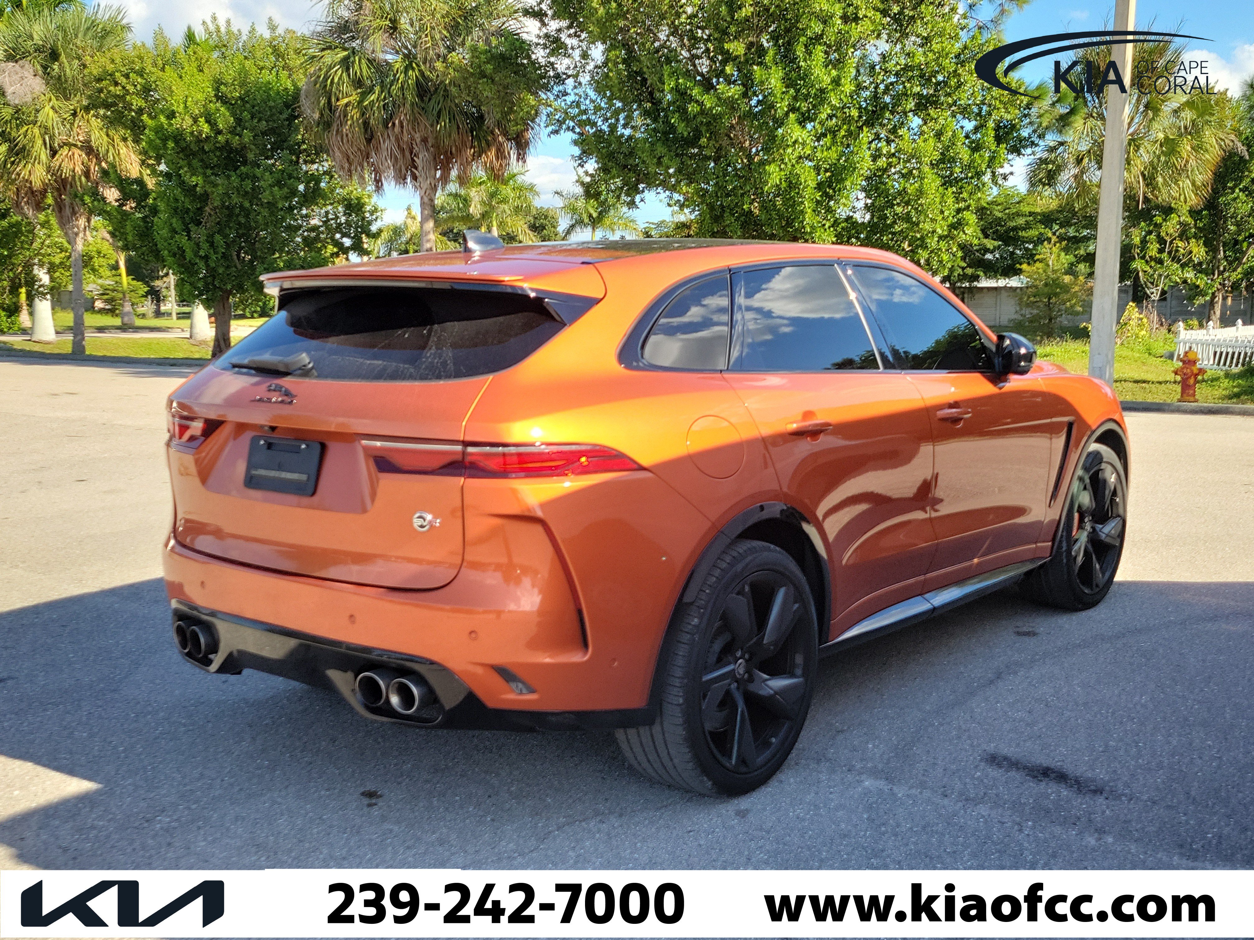 Used 2024 Jaguar F-PACE SVR AWD/4WD image 5