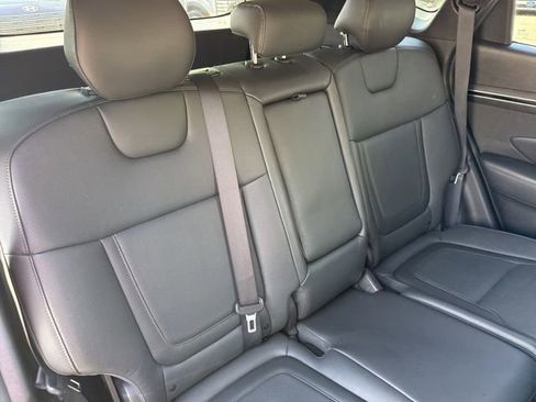 Used 2023 Hyundai Tucson Limited AWD/4WD image 24