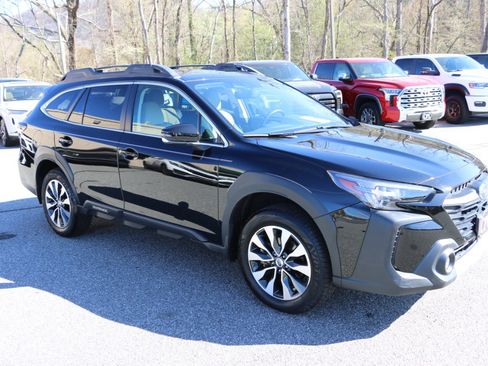 Used 2024 Subaru Outback Limited image 10