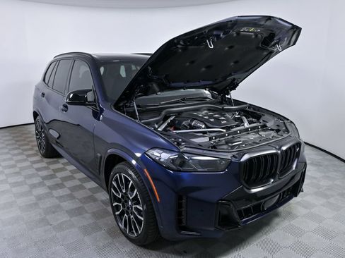Used 2024 BMW X5 M60i AWD/4WD image 34