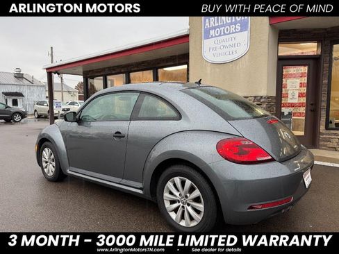 Used 2017 Volkswagen Beetle 1.8T S image 3