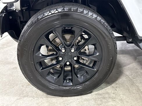 Used 2021 Jeep Wrangler Unlimited Sahara image 26