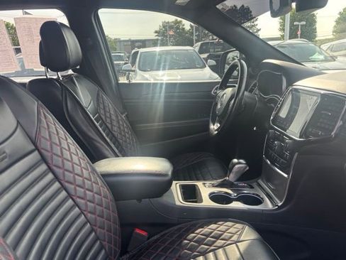 Used 2019 Jeep Grand Cherokee Altitude AWD/4WD image 13