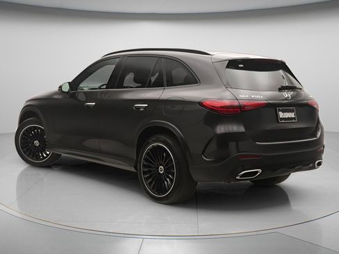 New 2026 Mercedes-Benz GLC 350e 4MATIC image 2