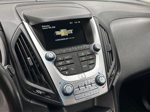 Used 2017 Chevrolet Equinox LT w/ Convenience Package image 12