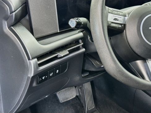 Used 2025 Hyundai Tucson SEL FWD image 17