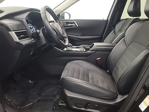 Used 2025 Mitsubishi Outlander SE AWD/4WD image 26