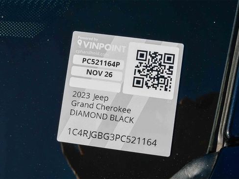 Used 2023 Jeep Grand Cherokee Limited w/ Black Appearance Package image 26