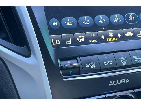 Used 2018 Acura TLX image 27