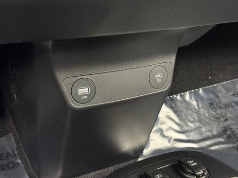 Used 2022 Kia EV6 Wind image 32