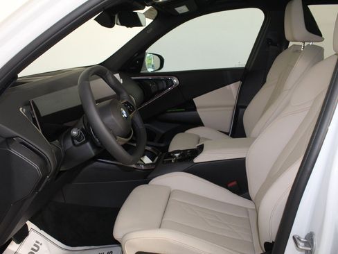 New 2025 BMW X3 xDrive30i w/ Premium Package image 28