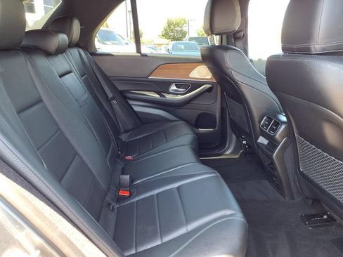 Used 2021 Mercedes-Benz GLE 350 w/ AMG Line Exterior image 25