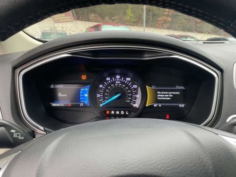 Used 2020 Ford Fusion SEL image 26