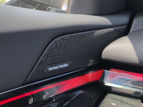 New 2026 BMW i5 eDrive40 w/ M Sport Package image 33