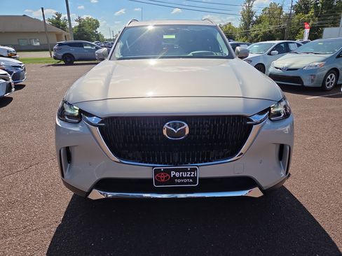 Used 2024 MAZDA CX-90 Plug-In Hybrid w/ Premium Pkg image 8