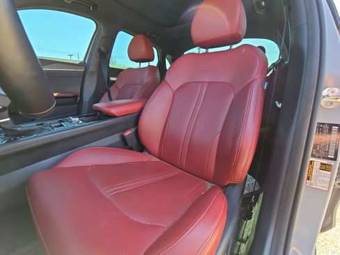 Used 2025 Kia K5 GT-Line w/ GT-Line Premium Package image 11