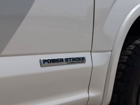 Used 2019 Ford F150 Lariat w/ Trailer Tow Package AWD/4WD image 10