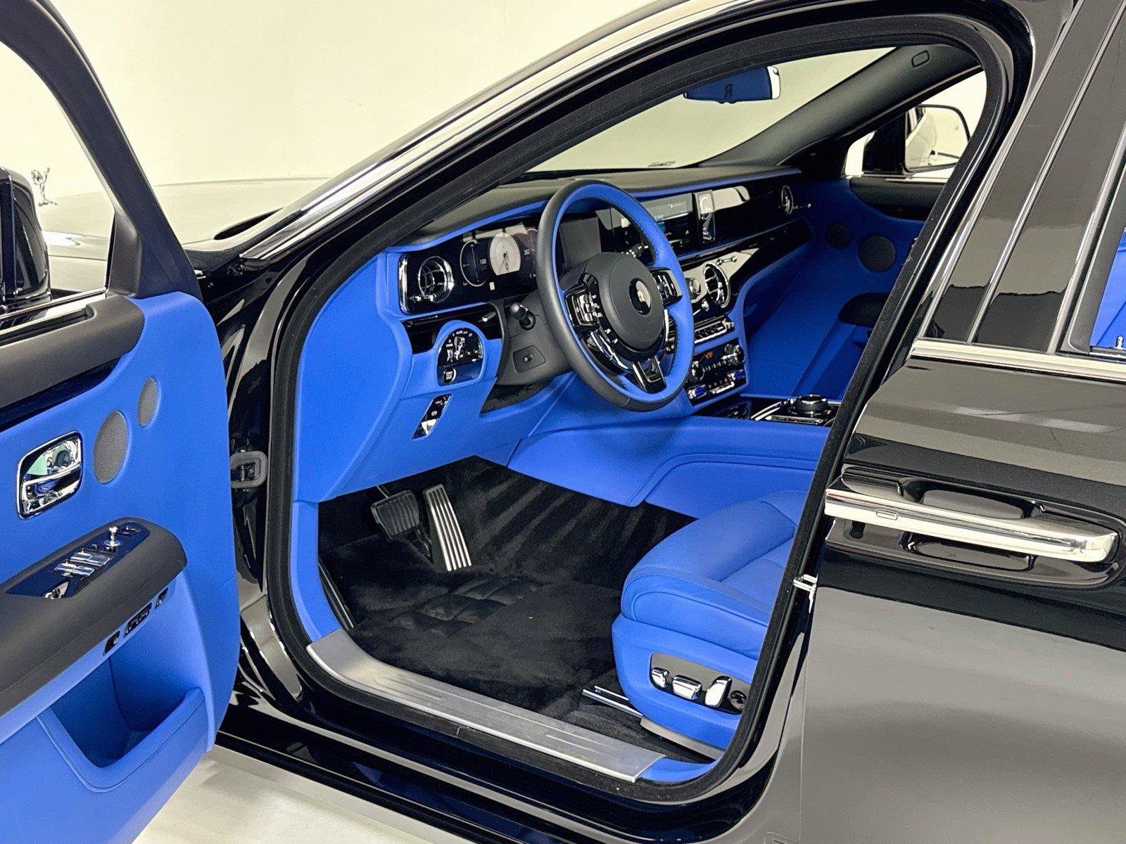 Used 2025 Rolls-Royce Ghost AWD/4WD image 12