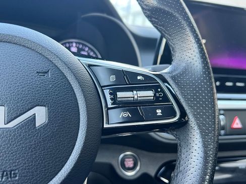 Used 2024 Kia Forte GT-Line image 18