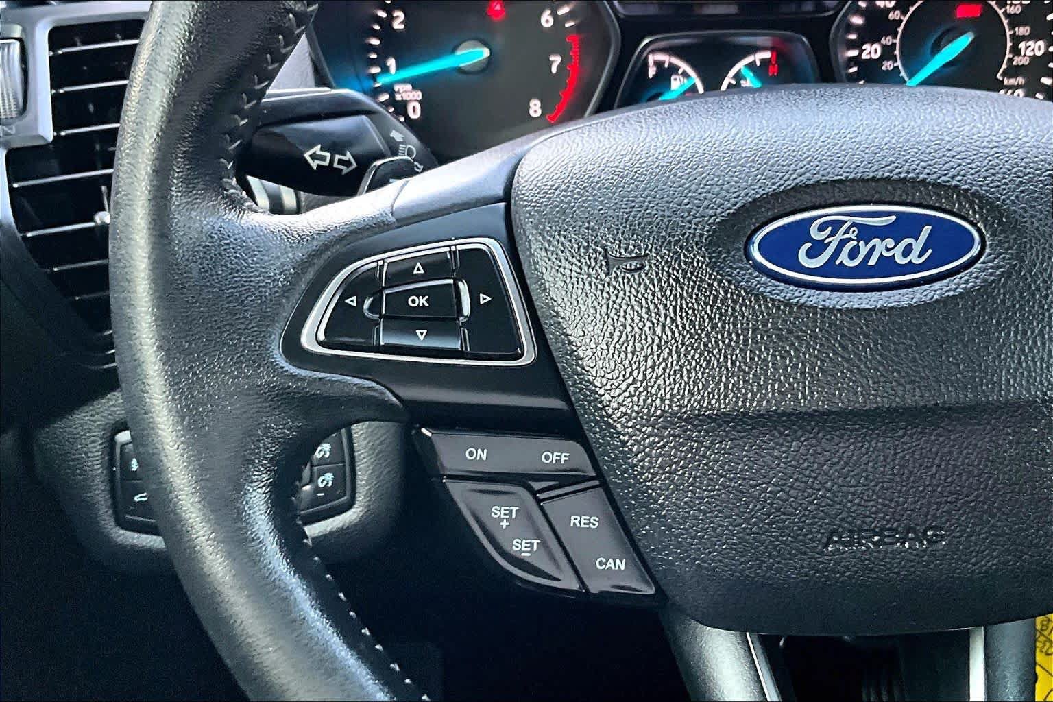 Used 2018 Ford Escape SE w/ SE Sport Appearance Package AWD/4WD image 23