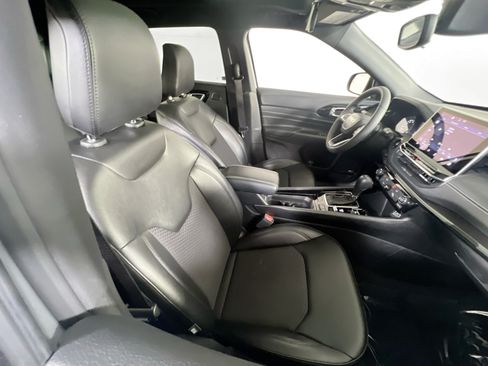 Used 2022 Jeep Compass Latitude w/ Sun and Sound Group AWD/4WD image 25