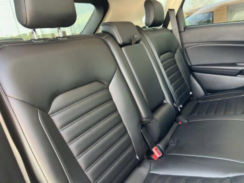 Used 2022 Ford Edge SEL w/ Convenience Package image 45