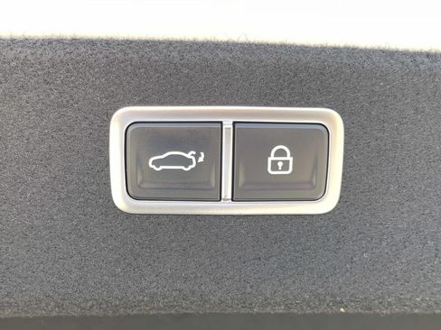 Used 2022 Genesis G80 2.5T w/ Advanced Package RWD image 13