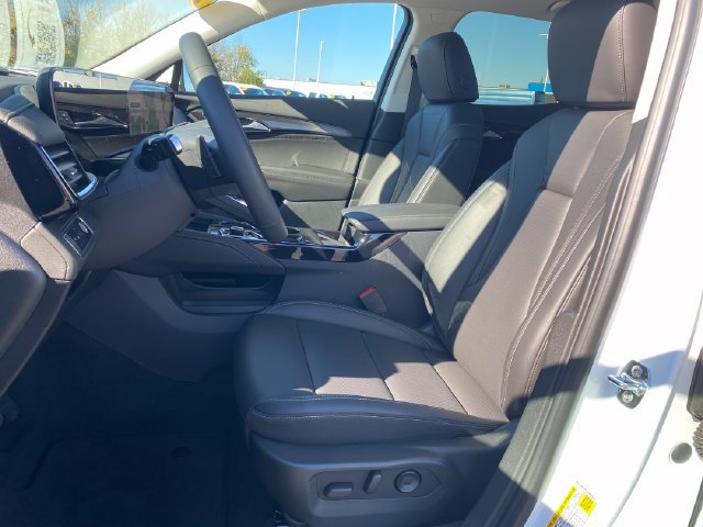 Certified 2025 Buick Envision Preferred AWD/4WD image 16