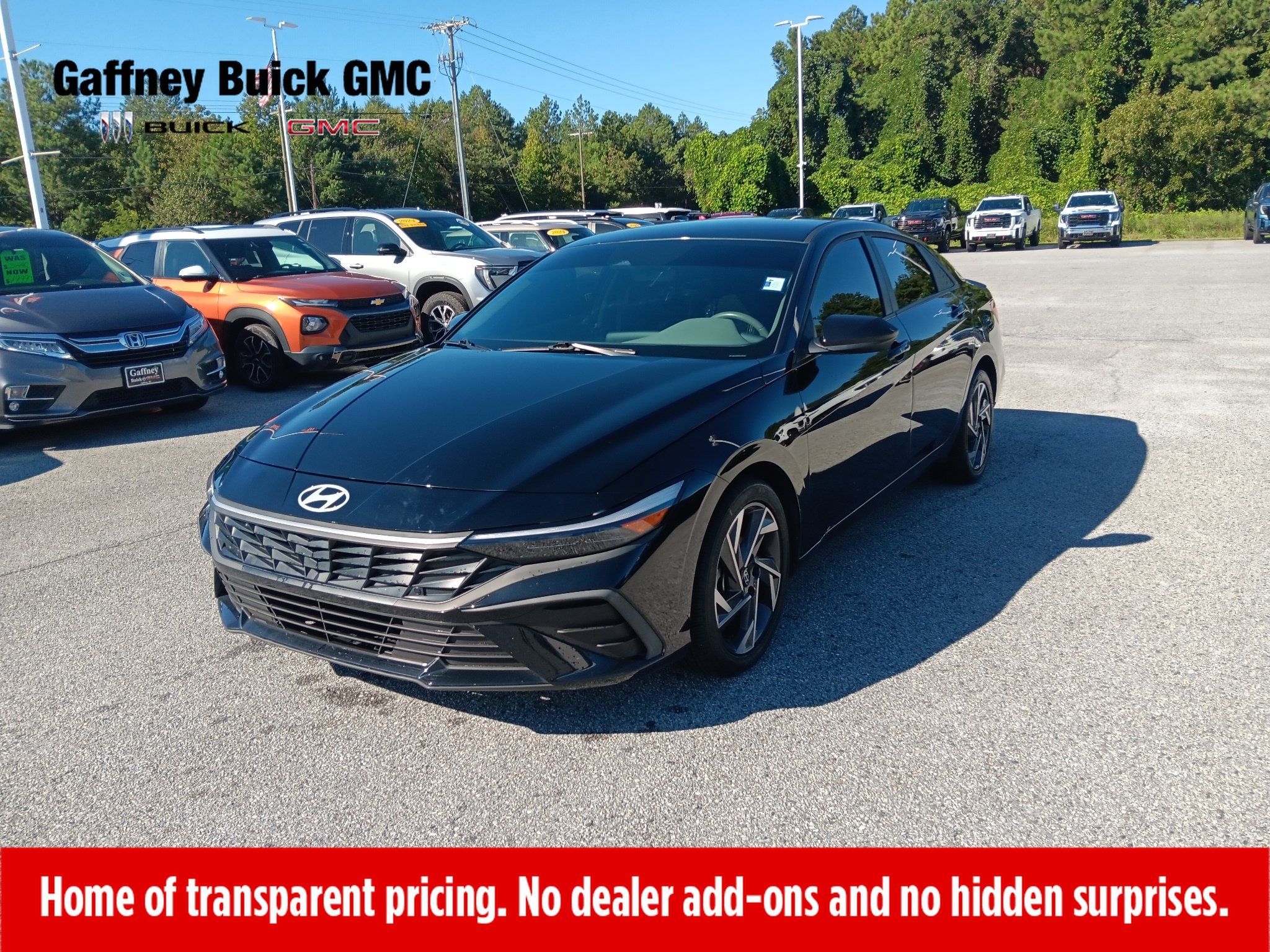 Used 2025 Hyundai Elantra Sport FWD image 1