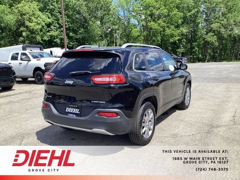 Used 2017 Jeep Cherokee Limited AWD/4WD image 7