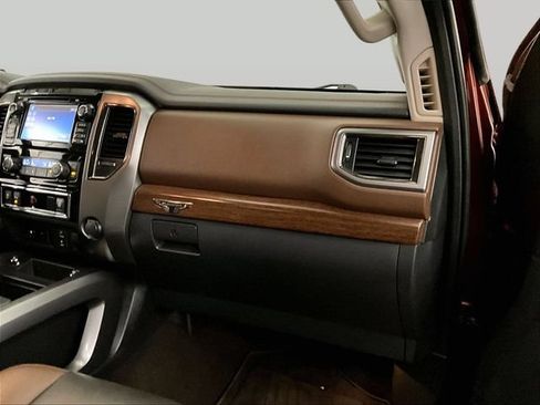 Used 2016 Nissan Titan Platinum Reserve AWD/4WD image 16