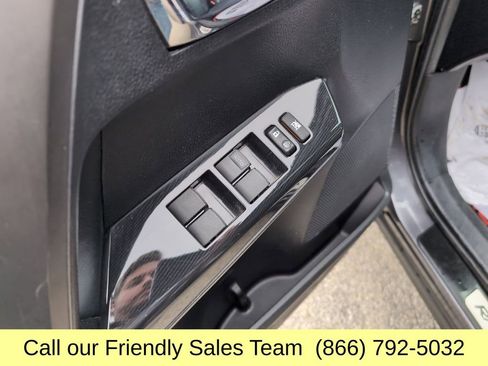 Used 2017 Toyota RAV4 SE image 13