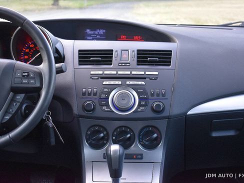 Used 2011 MAZDA MAZDA3 s Sport FWD image 25