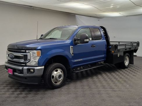 Used 2022 Ford F350 XLT w/ XLT Value Package AWD/4WD image 1