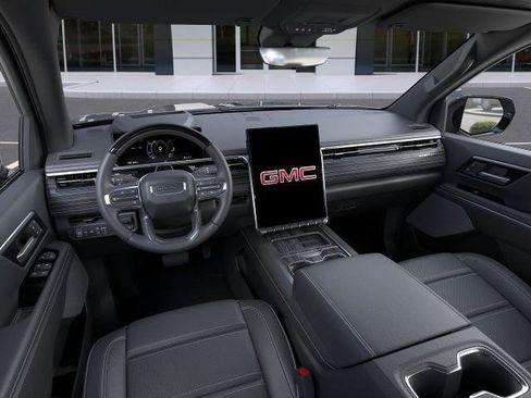 New 2025 GMC Sierra EV Denali image 39