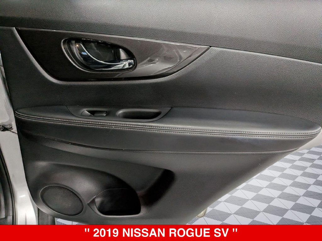 Used 2019 Nissan Rogue SV w/ Premium Package AWD/4WD image 29
