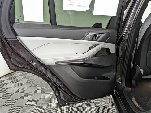 Certified 2023 BMW X5 xDrive40i w/ Premium Package image 41